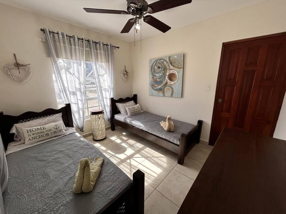 Jolie Villa Entire Villa In Noord, Aruba Palm Beach Esterno foto